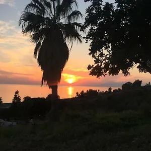 https://cozy-studio-in-benajarafe.1costadelsol.com